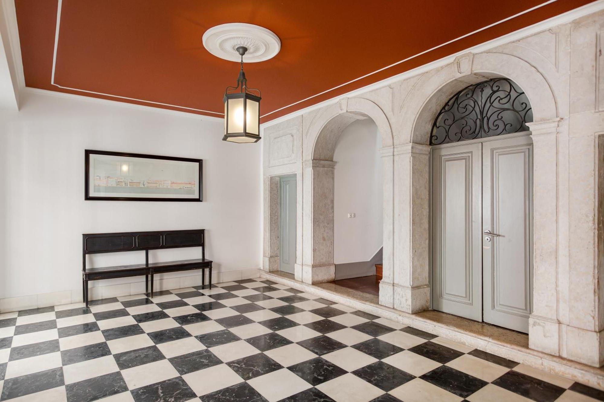 Chiado Urban Apartment *